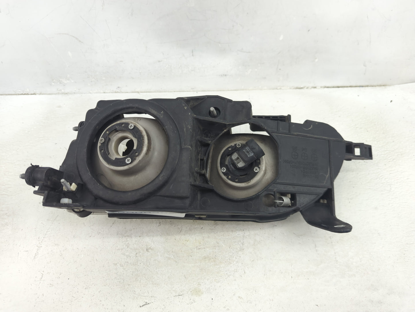 1994-1997 Toyota Corolla Passenger Right Oem Head Light Headlight Lamp 1390939 - Oemusedautoparts1.com