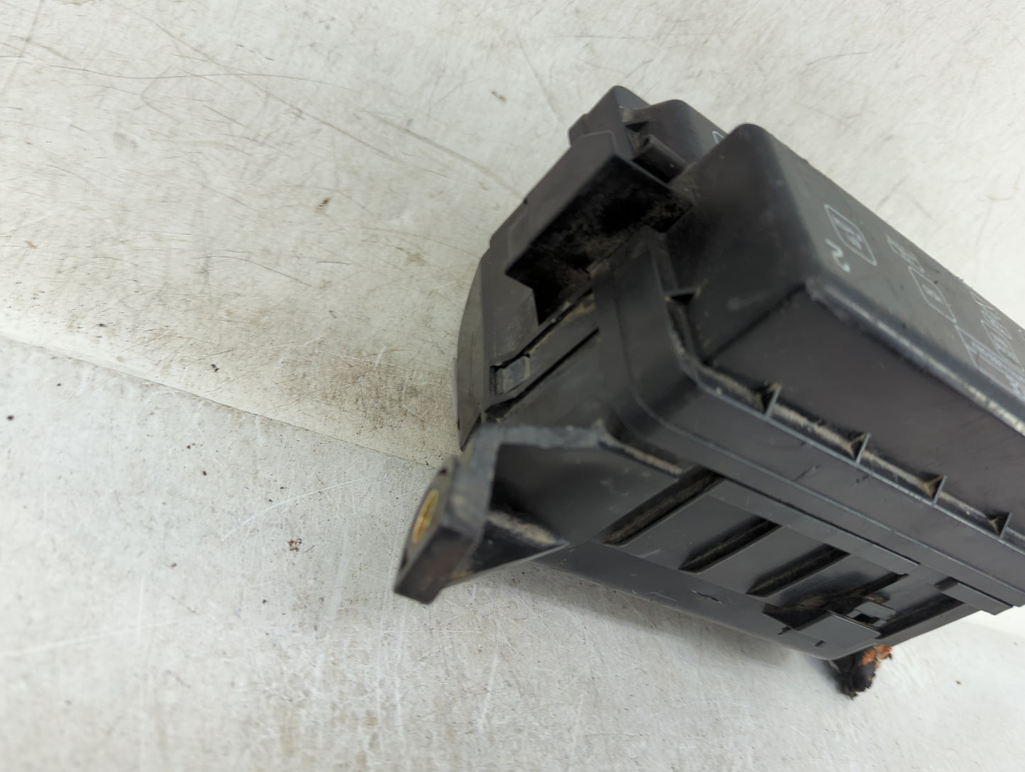 1997 Toyota Corolla Fusebox Fuse Box Relay Module Tipm - Oemusedautoparts1.com