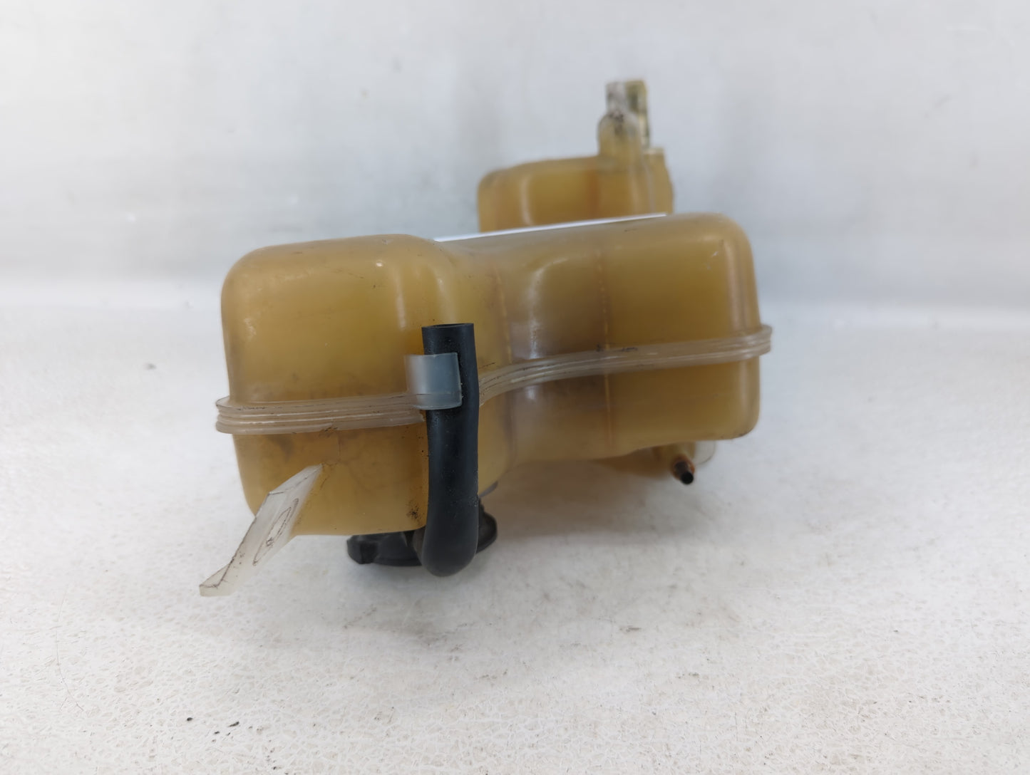1997 Toyota Corolla Windshield Washer Fluid Reservoir Bottle Oem - Oemusedautoparts1.com