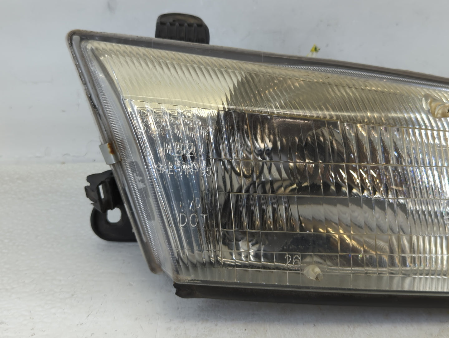 1994-1997 Toyota Corolla Passenger Right Oem Head Light Headlight Lamp - Oemusedautoparts1.com