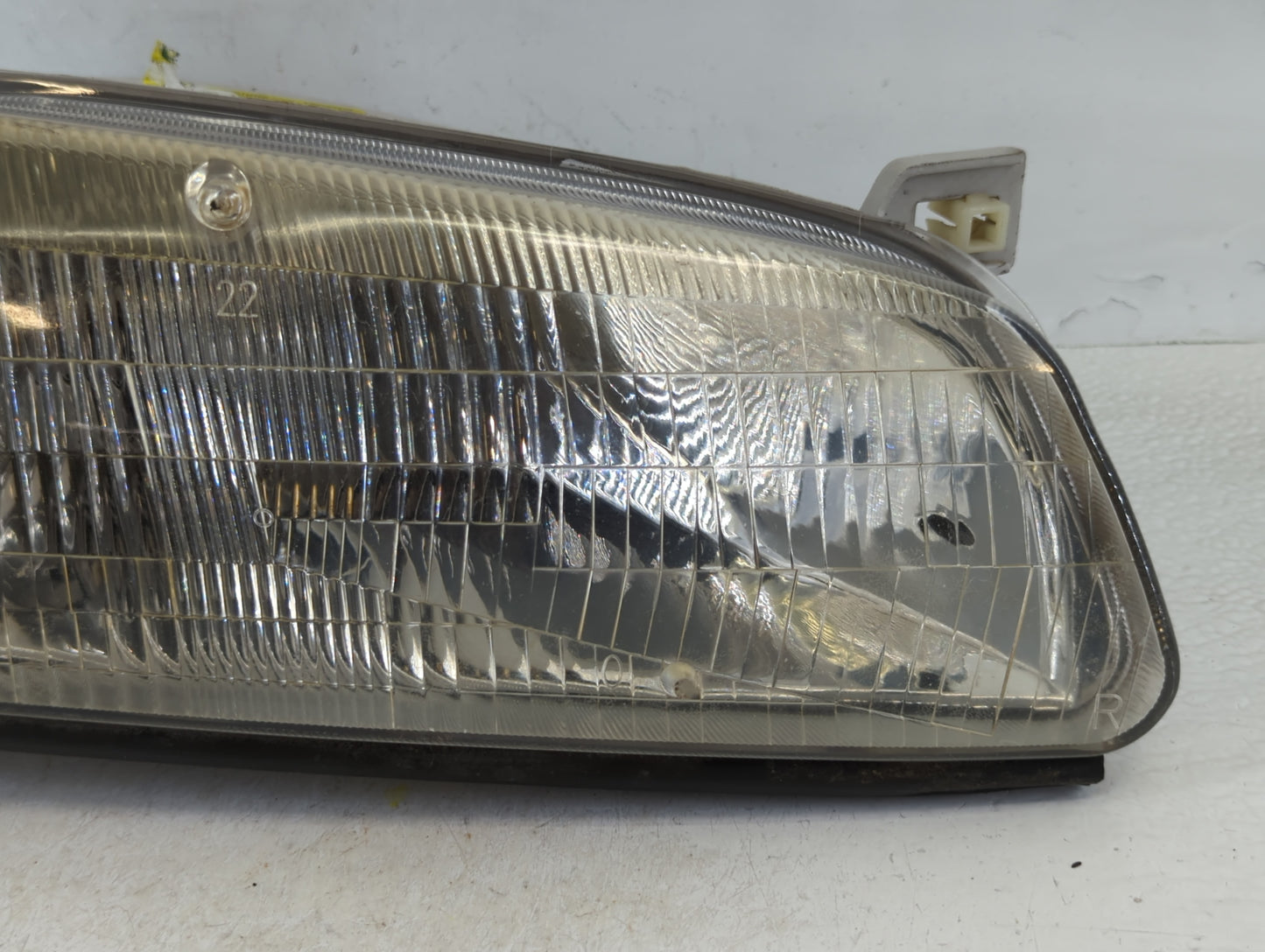 1994-1997 Toyota Corolla Passenger Right Oem Head Light Headlight Lamp - Oemusedautoparts1.com