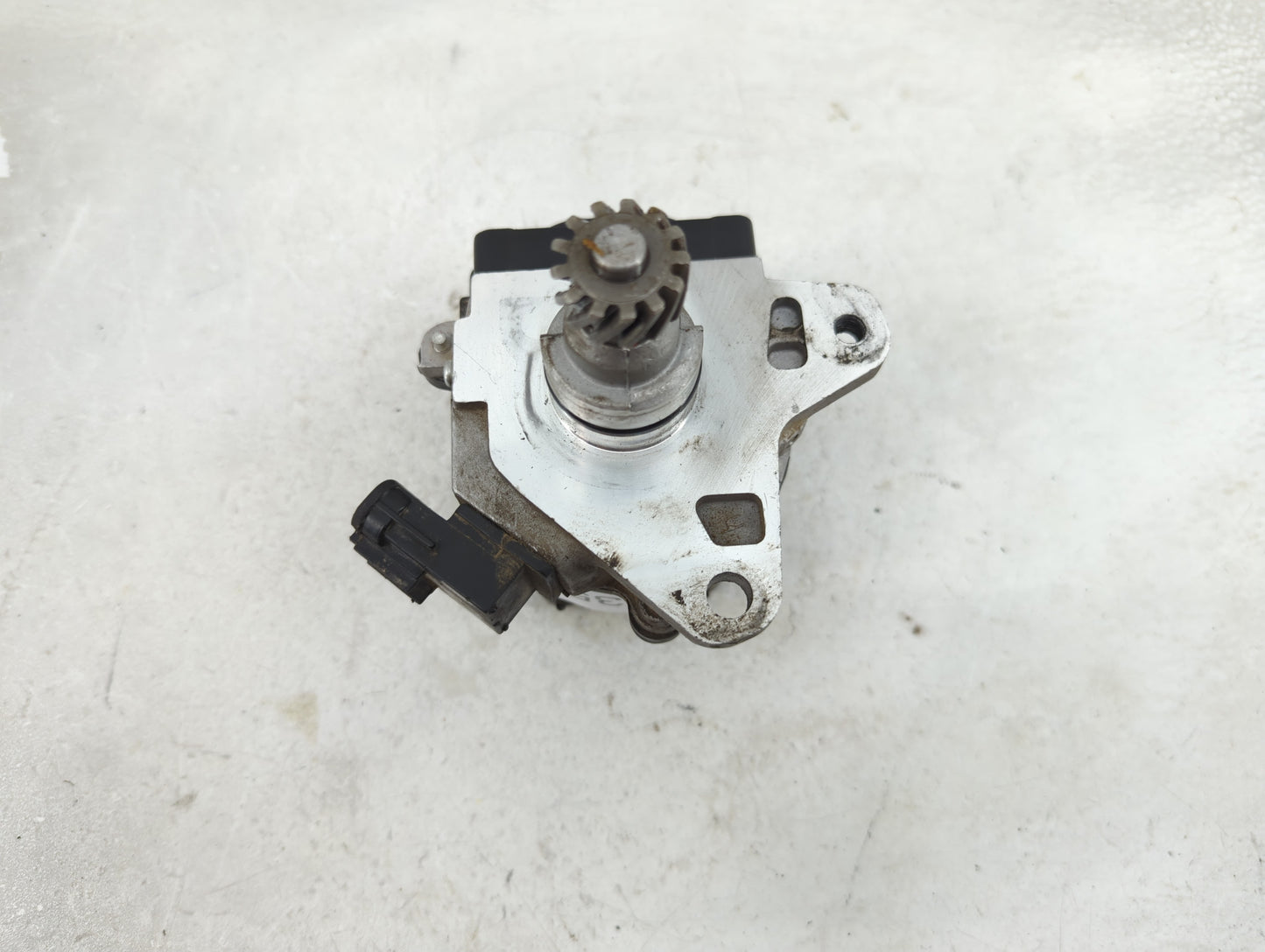 1995-1997 Toyota Tacoma Engine Ignition Distributor OEM P/N:90919-02164 Fits Fits 1995 1996 1997 OEM Used Auto Parts - Oemus