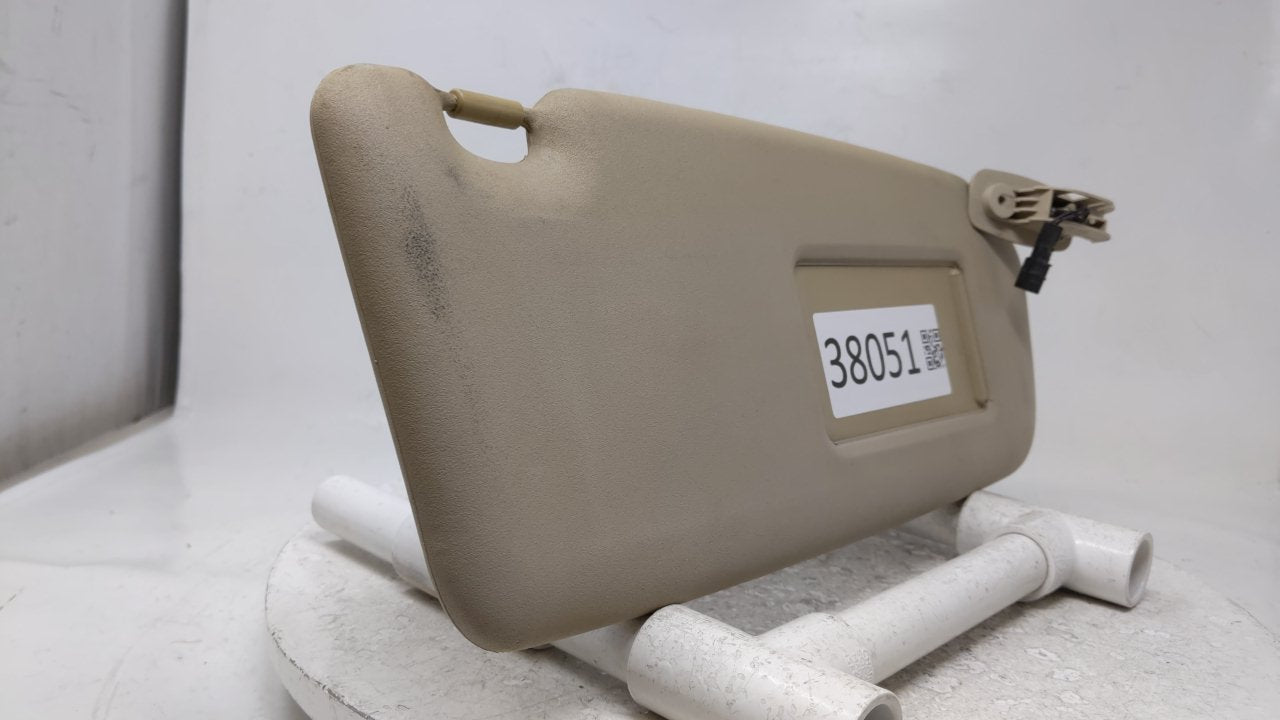 1998 Audi A4 Sun Visor Shade Replacement Passenger Right Mirror Fits OEM Used Auto Parts - Oemusedautoparts1.com