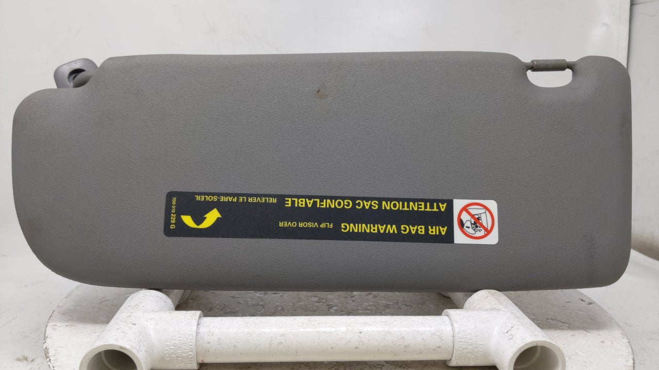 1998 Audi A4 Sun Visor Shade Replacement Passenger Right Mirror Fits OEM Used Auto Parts - Oemusedautoparts1.com