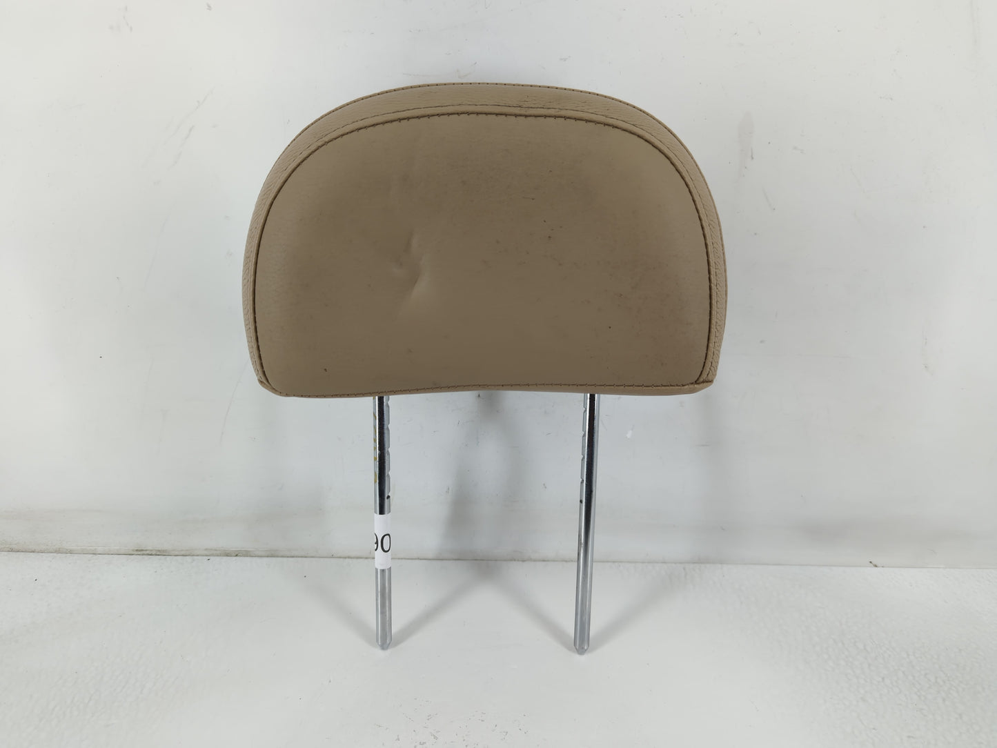 1998 Audi A6 Allroad Headrest Head Rest Front Driver Passenger Seat Fits OEM Used Auto Parts - Oemusedautoparts1.com