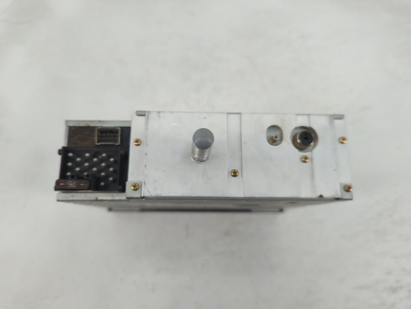 1998-1999 Bmw 323i Radio AM FM Cd Player Receiver Replacement P/N:380 233 Fits Fits 1998 1999 OEM Used Auto Parts - Oemuseda