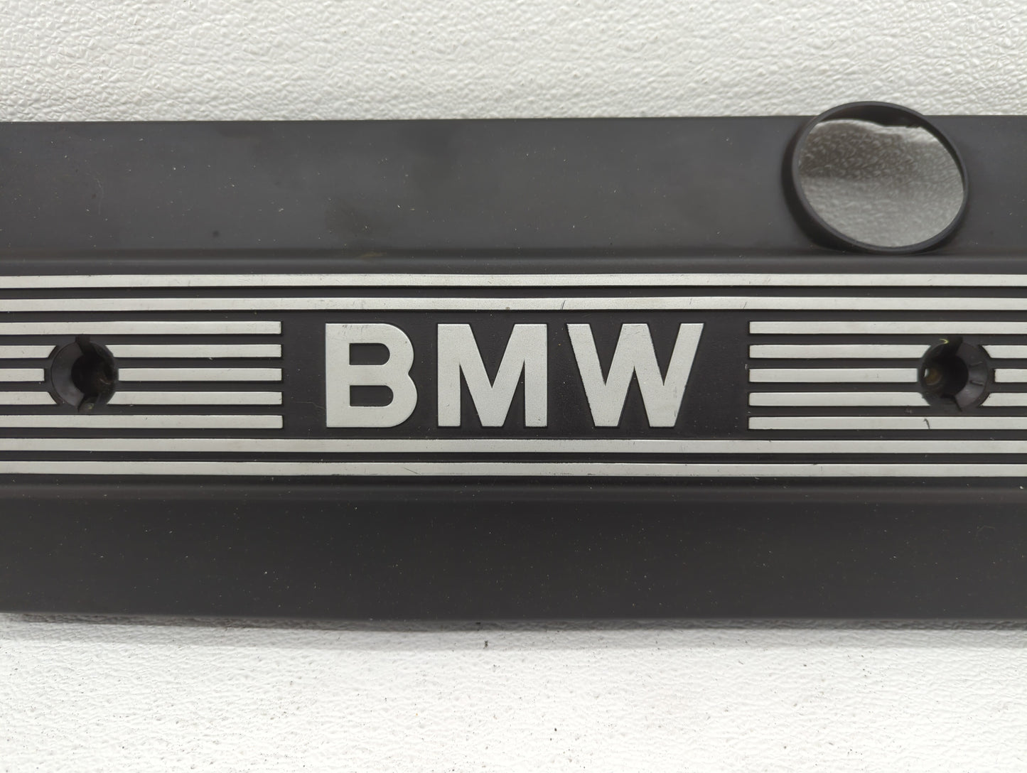 1998 Bmw 528i Engine Cover - Oemusedautoparts1.com