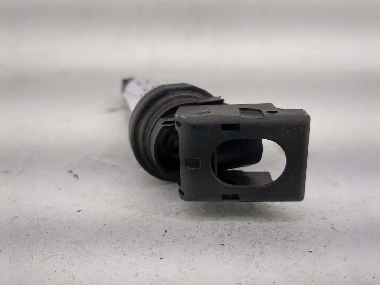 1997-2001 Bmw 740i Ignition Coil Igniter Pack - Oemusedautoparts1.com