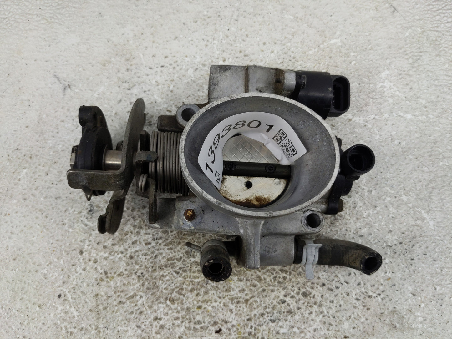 1997-1998 Buick Century Throttle Body Fits Fits 1996 1997 1998 OEM Used Auto Parts - Oemusedautoparts1.com