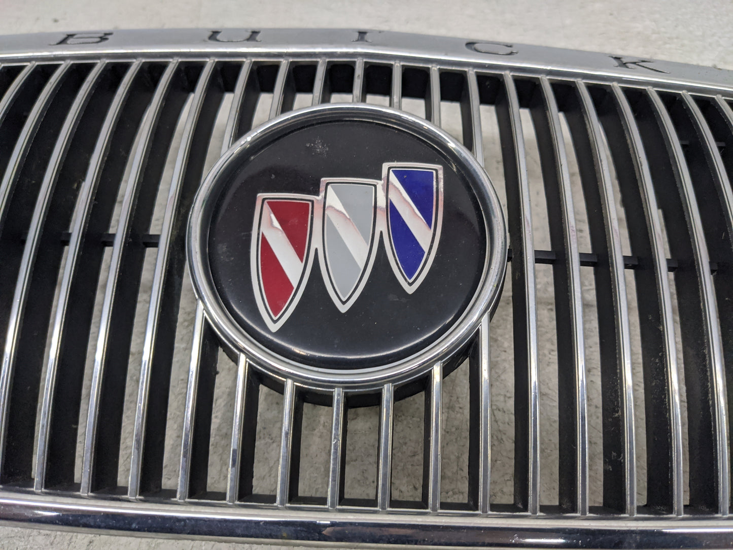 1997-2002 Buick Century Front Grille Bumper Not Included - Oemusedautoparts1.com