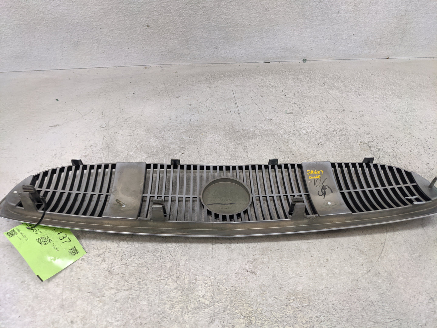 1997-2002 Buick Century Front Grille Bumper Not Included - Oemusedautoparts1.com