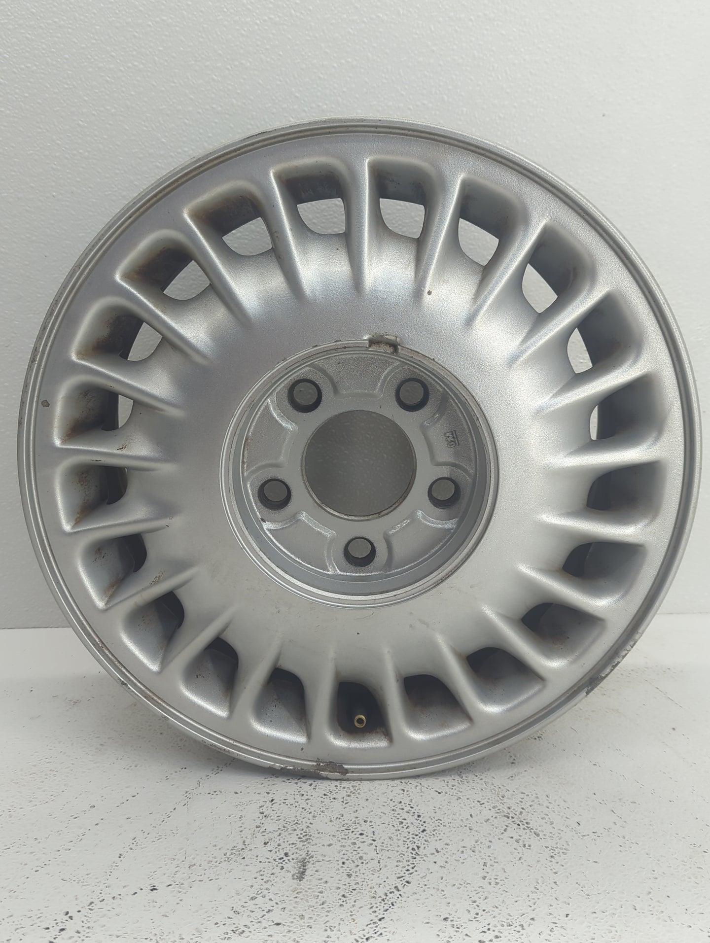 1997-2001 Buick Lesabre Oem Wheel Rim - Oemusedautoparts1.com