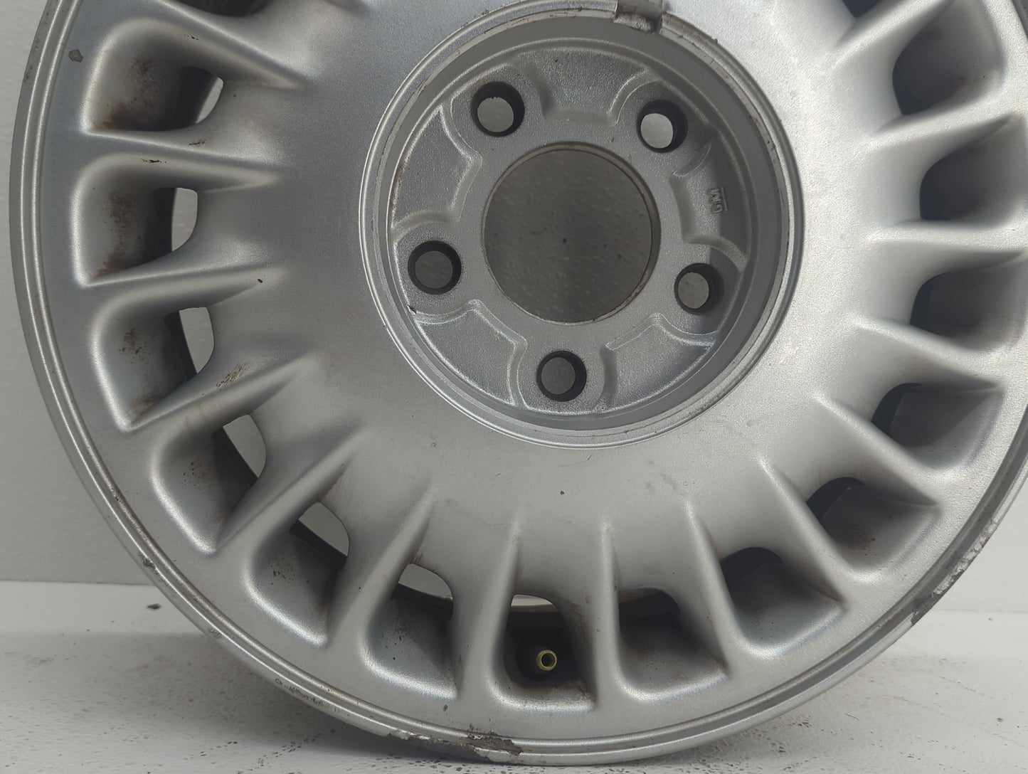 1997-2001 Buick Lesabre Oem Wheel Rim - Oemusedautoparts1.com