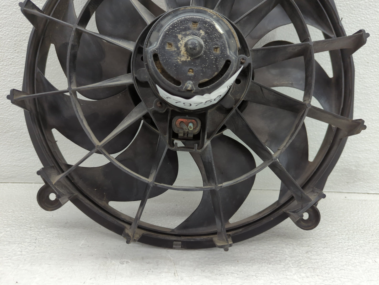 1997-2005 Buick Park Avenue Left Radiator Fan Motor Assembly - Oemusedautoparts1.com