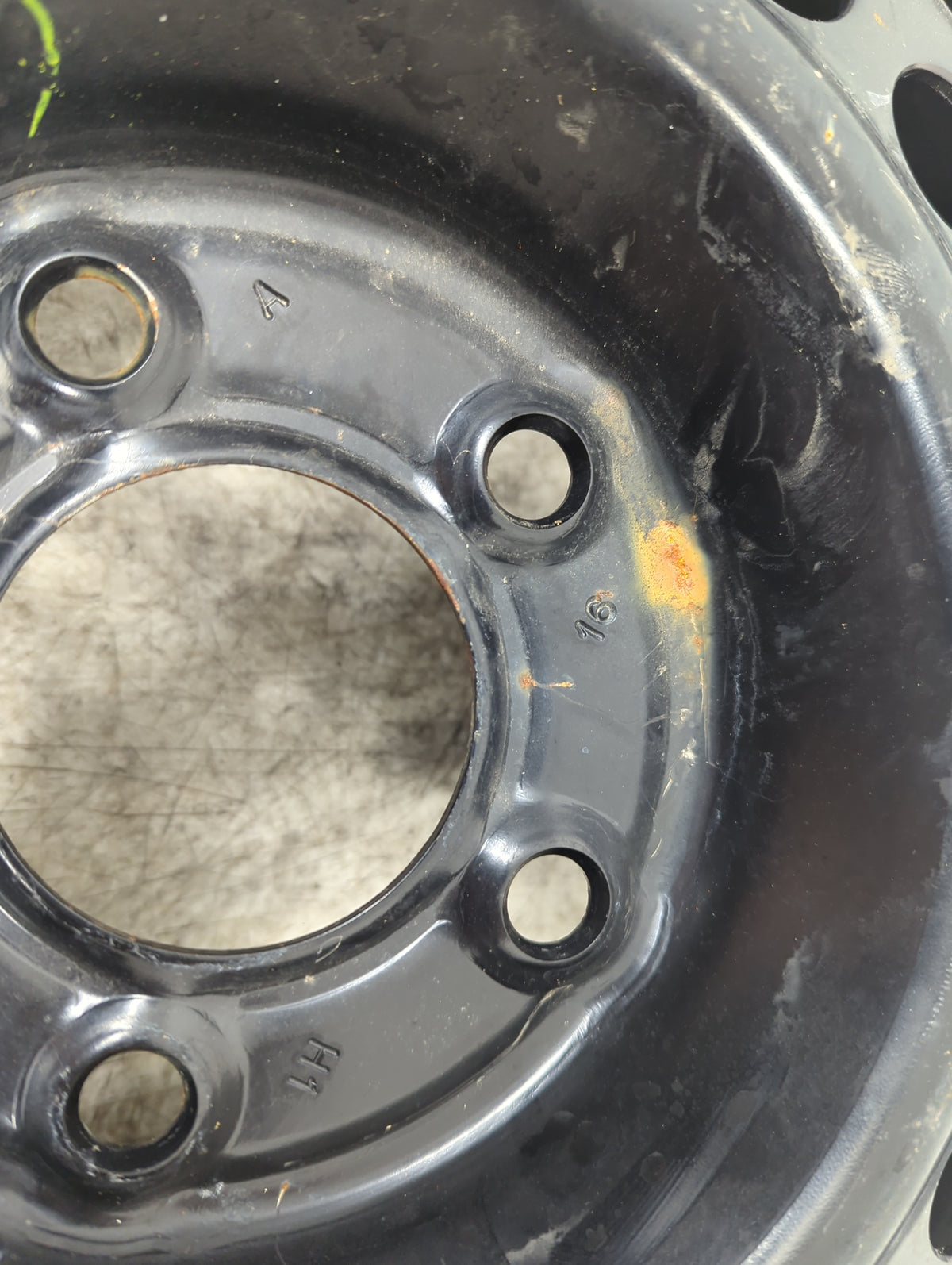 1997-2004 Buick Regal Spare Donut Tire Wheel Rim Oem - Oemusedautoparts1.com