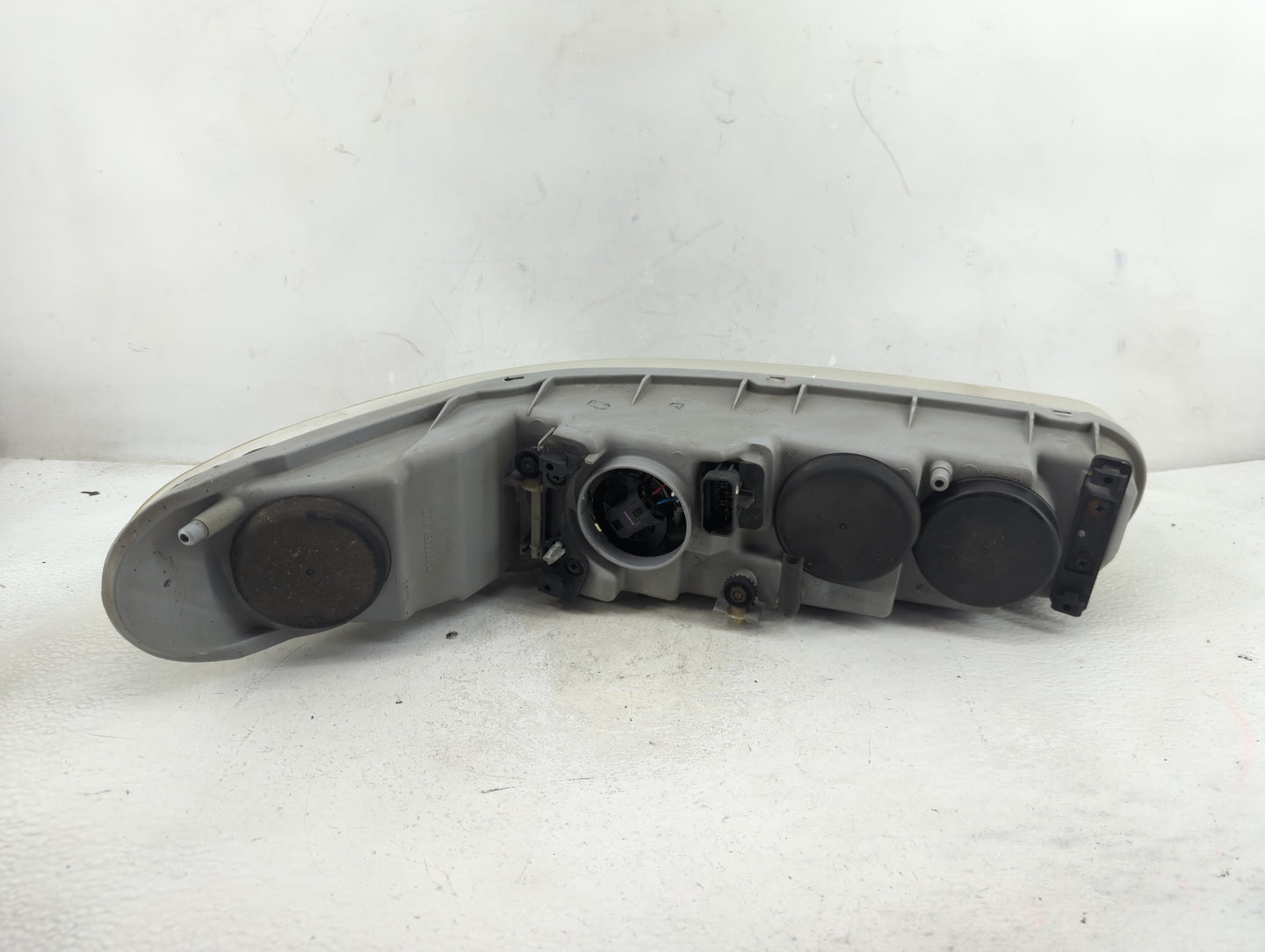 1997-2004 Buick Regal Passenger Right Oem Head Light Headlight Lamp - Oemusedautoparts1.com