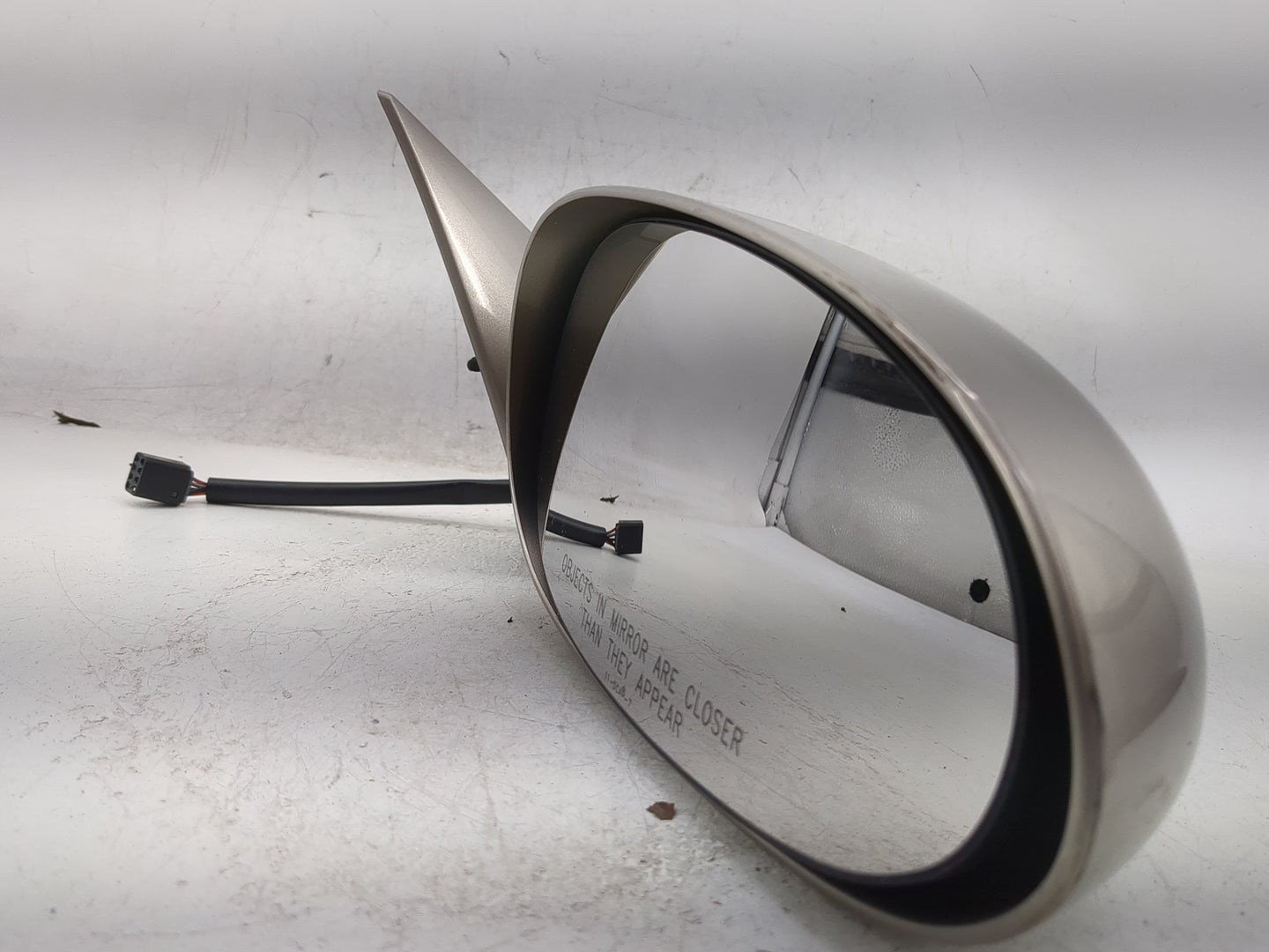 1997-2002 Buick Regal Passenger Side View Mirror - Right Door Mirror OEM Used - Oemusedautoparts1.com