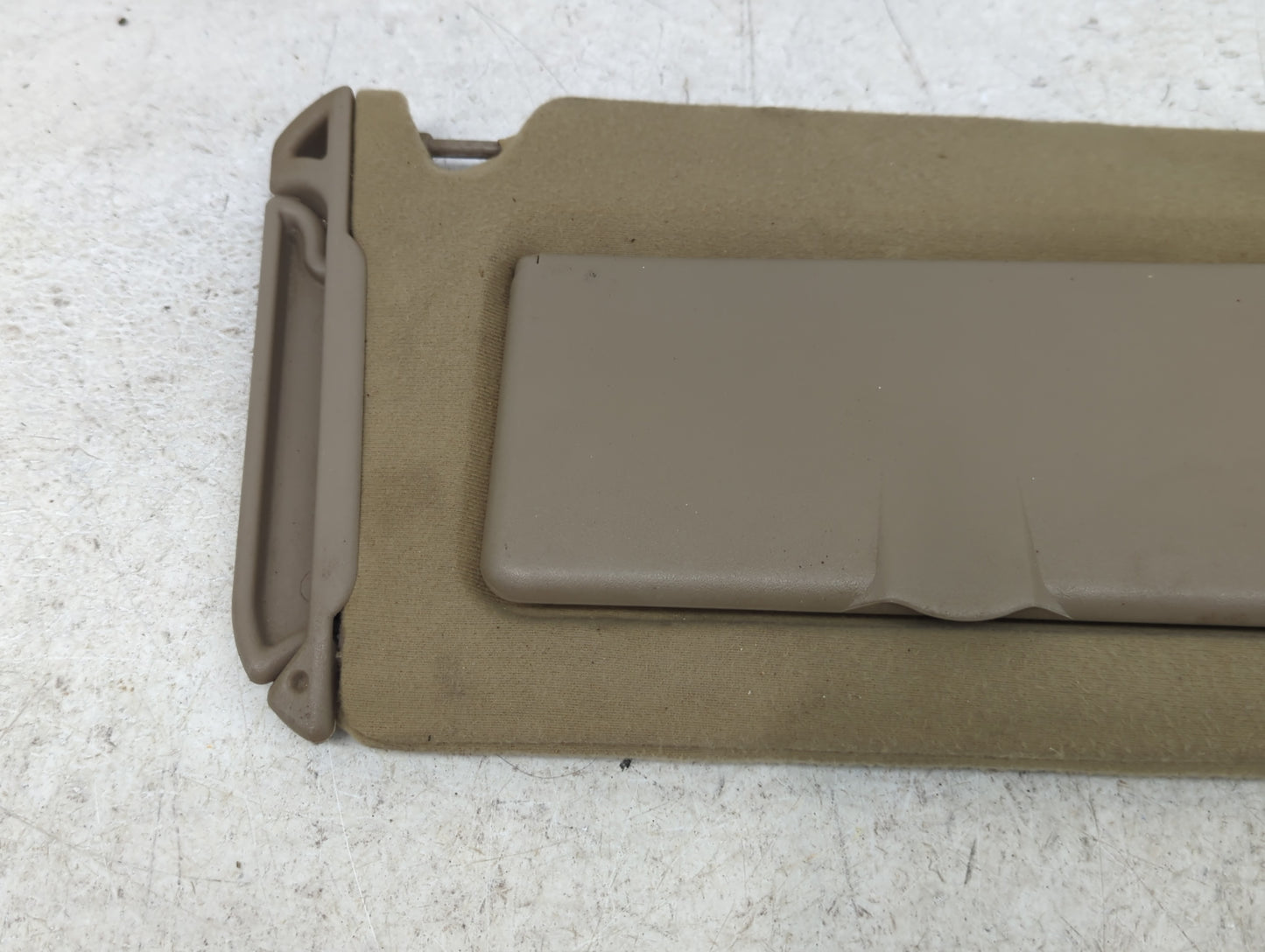 1998 Buick Regal Sun Visor Shade Replacement Passenger Right Mirror Fits OEM Used Auto Parts - Oemusedautoparts1.com
