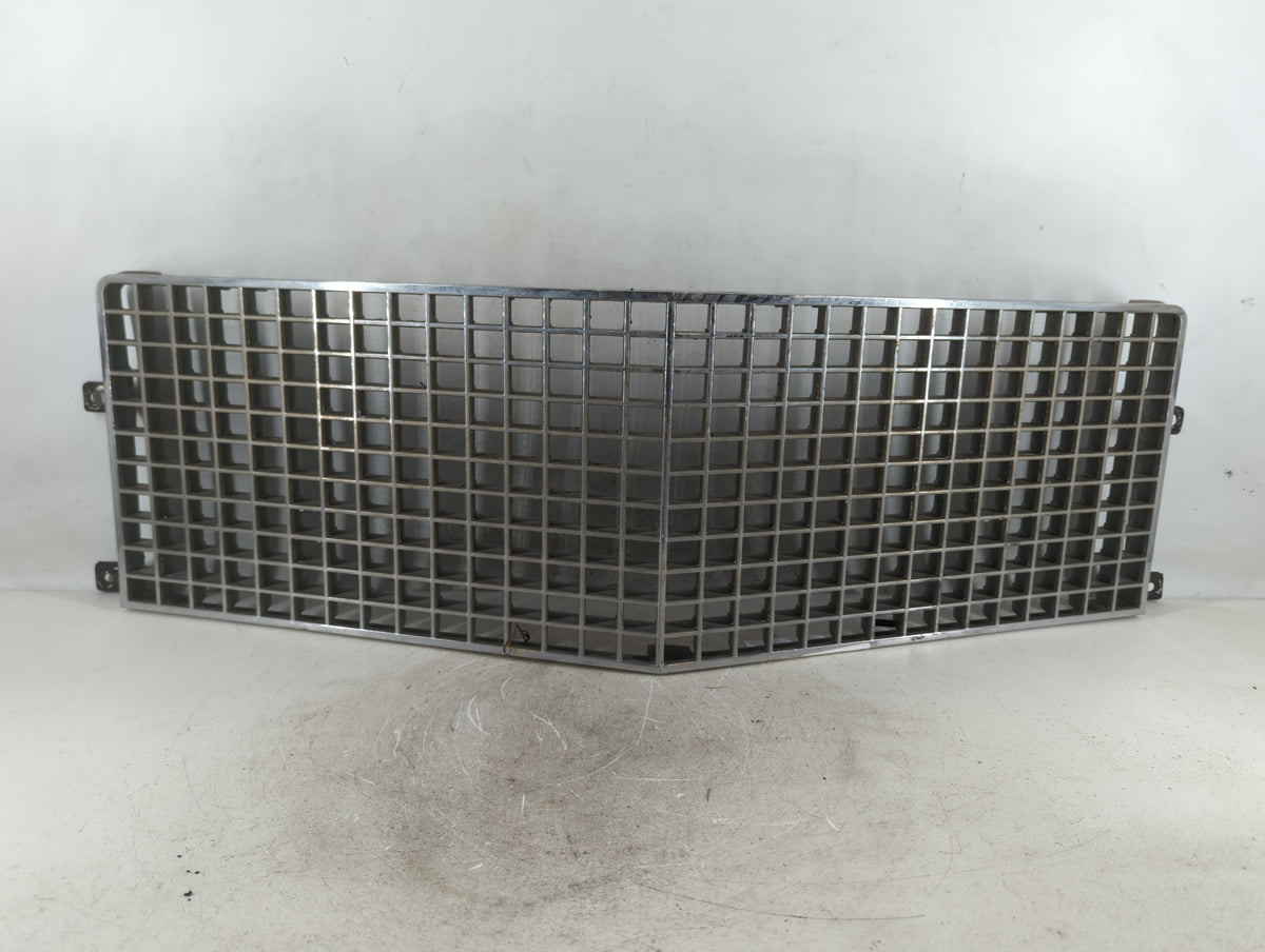 1998 Cadillac Brougham Front Grille Bumper Not Included - Oemusedautoparts1.com