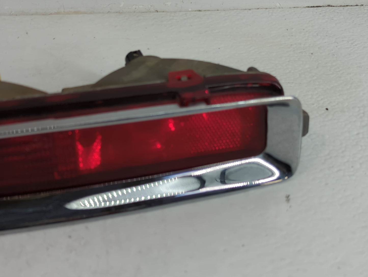 1994-1999 Cadillac Deville Tail Light Assembly Passenger Right OEM P/N:5976656 Fits Fits 1994 1995 1996 1997 1998 1999 OEM U