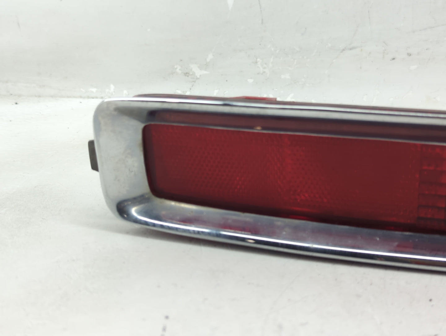 1994-1999 Cadillac Deville Tail Light Assembly Passenger Right OEM P/N:16523492 5976656 Fits Fits 1994 1995 1996 1997 1998 1
