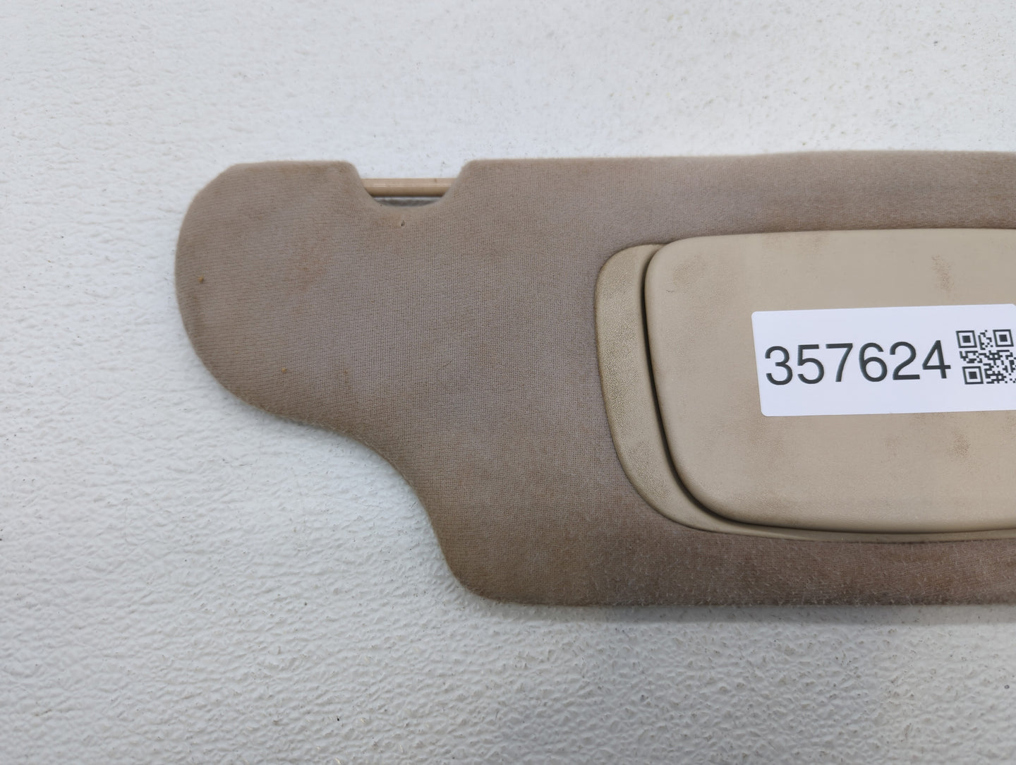 1998 Cadillac Deville Sun Visor Shade Replacement Passenger Right Mirror Fits OEM Used Auto Parts - Oemusedautoparts1.com