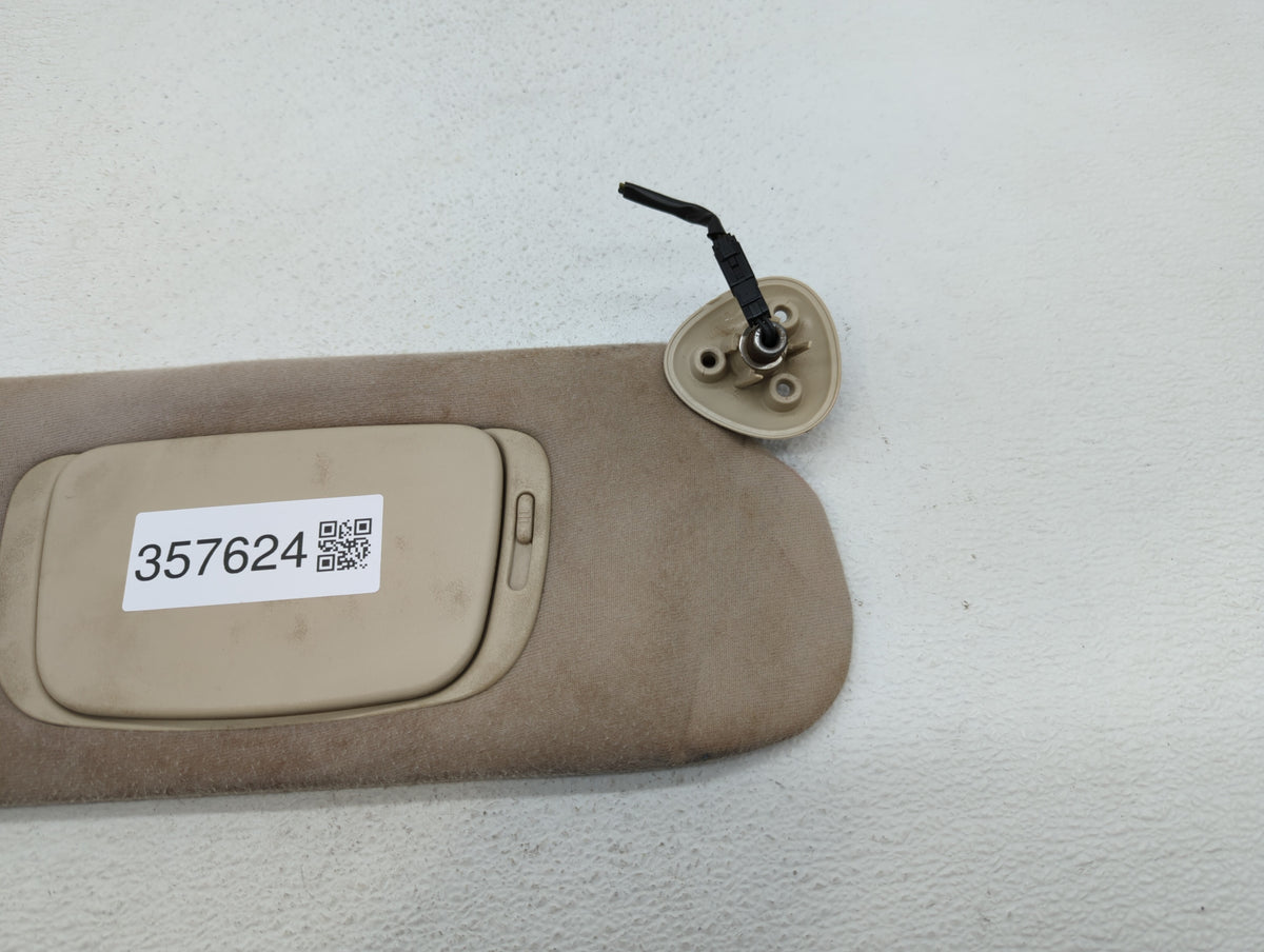 1998 Cadillac Deville Sun Visor Shade Replacement Passenger Right Mirror Fits OEM Used Auto Parts - Oemusedautoparts1.com