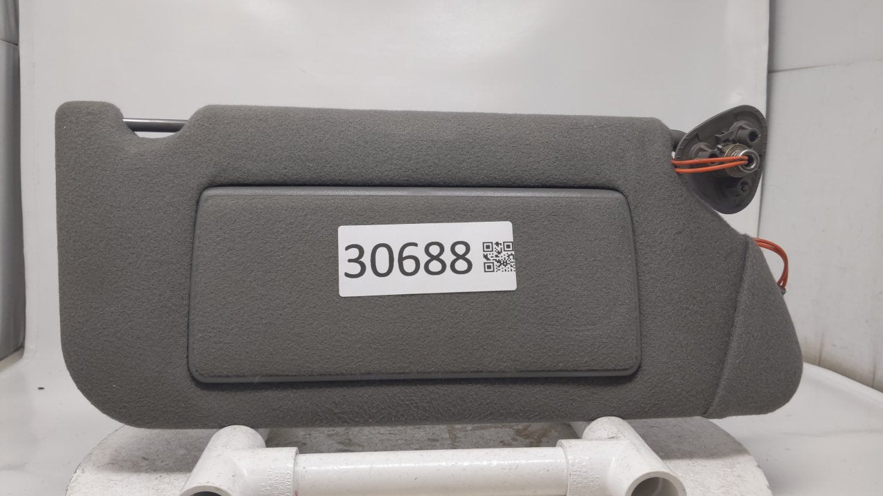 1998 Cadillac Seville Sun Visor Shade Replacement Passenger Right Mirror Fits OEM Used Auto Parts - Oemusedautoparts1.com