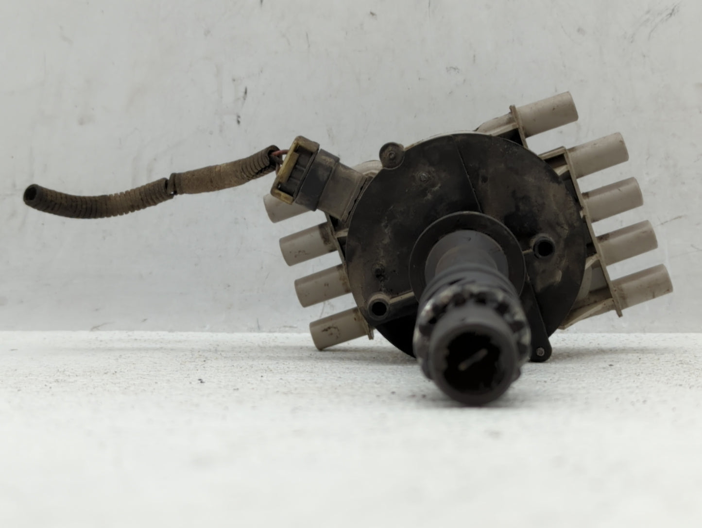 1998 Chevrolet 1500 Distributor - Oemusedautoparts1.com