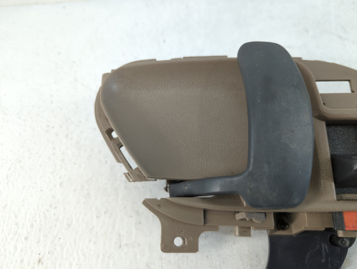 1998 Chevrolet 1500 Drivers Side Inside Front Door Handle Oem - Oemusedautoparts1.com