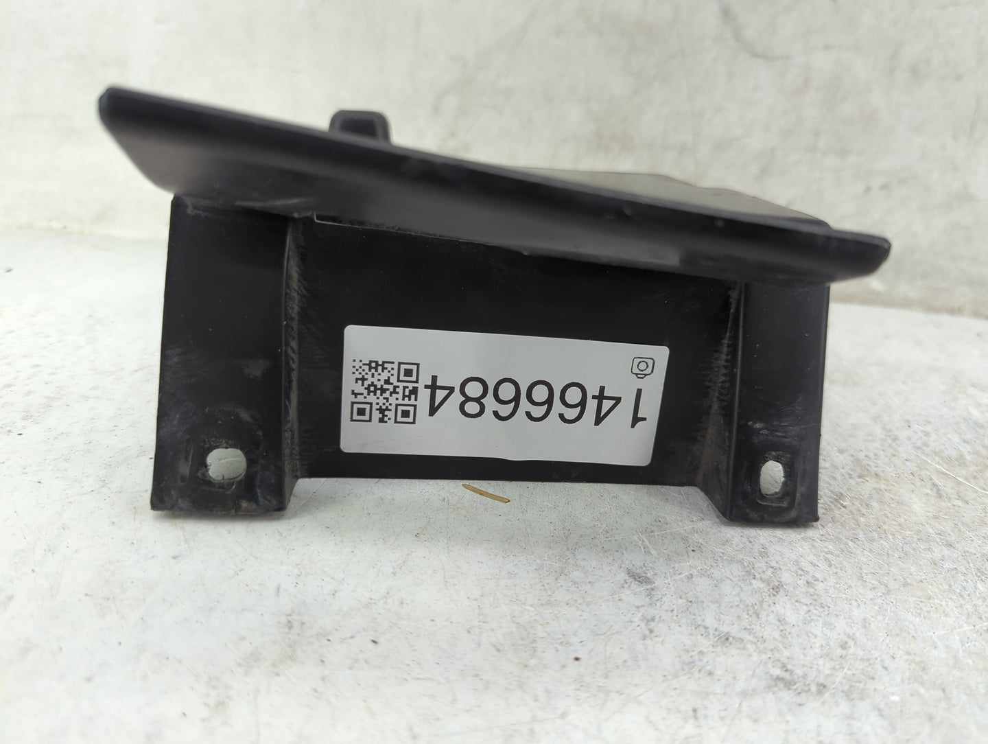 1998 Chevrolet Astro Fusebox Fuse Box Panel Relay Module Fits OEM Used Auto Parts - Oemusedautoparts1.com