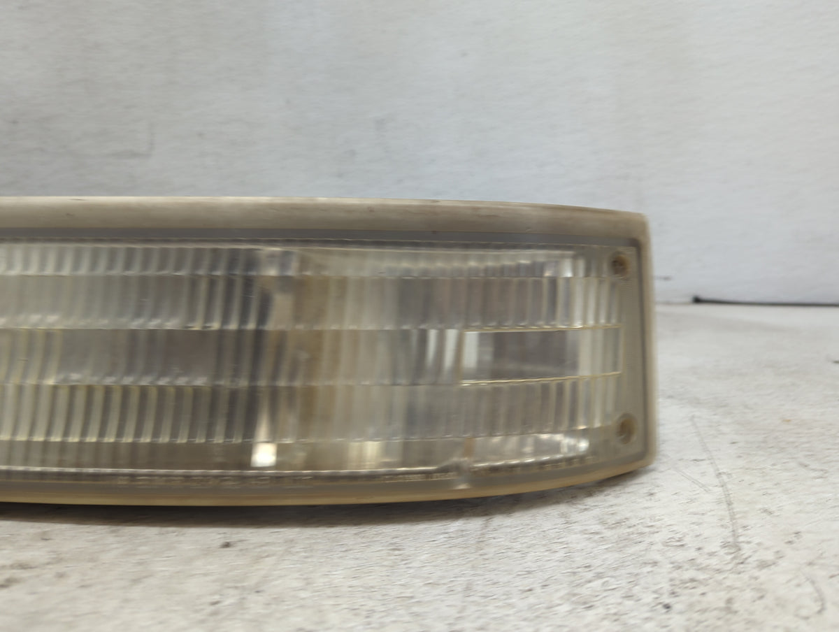 1998 Chevrolet Astro Passenger Right Oem Front Light Lamp - Oemusedautoparts1.com