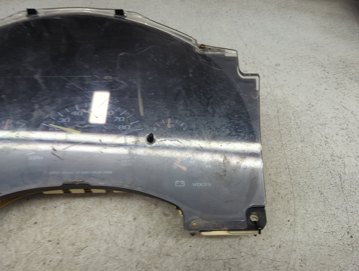 1998 Chevrolet Astrovan Instrument Cluster Speedometer Gauges P/N:16193817 16235280, 16193280 Miles: Fits OEM Used Auto Part