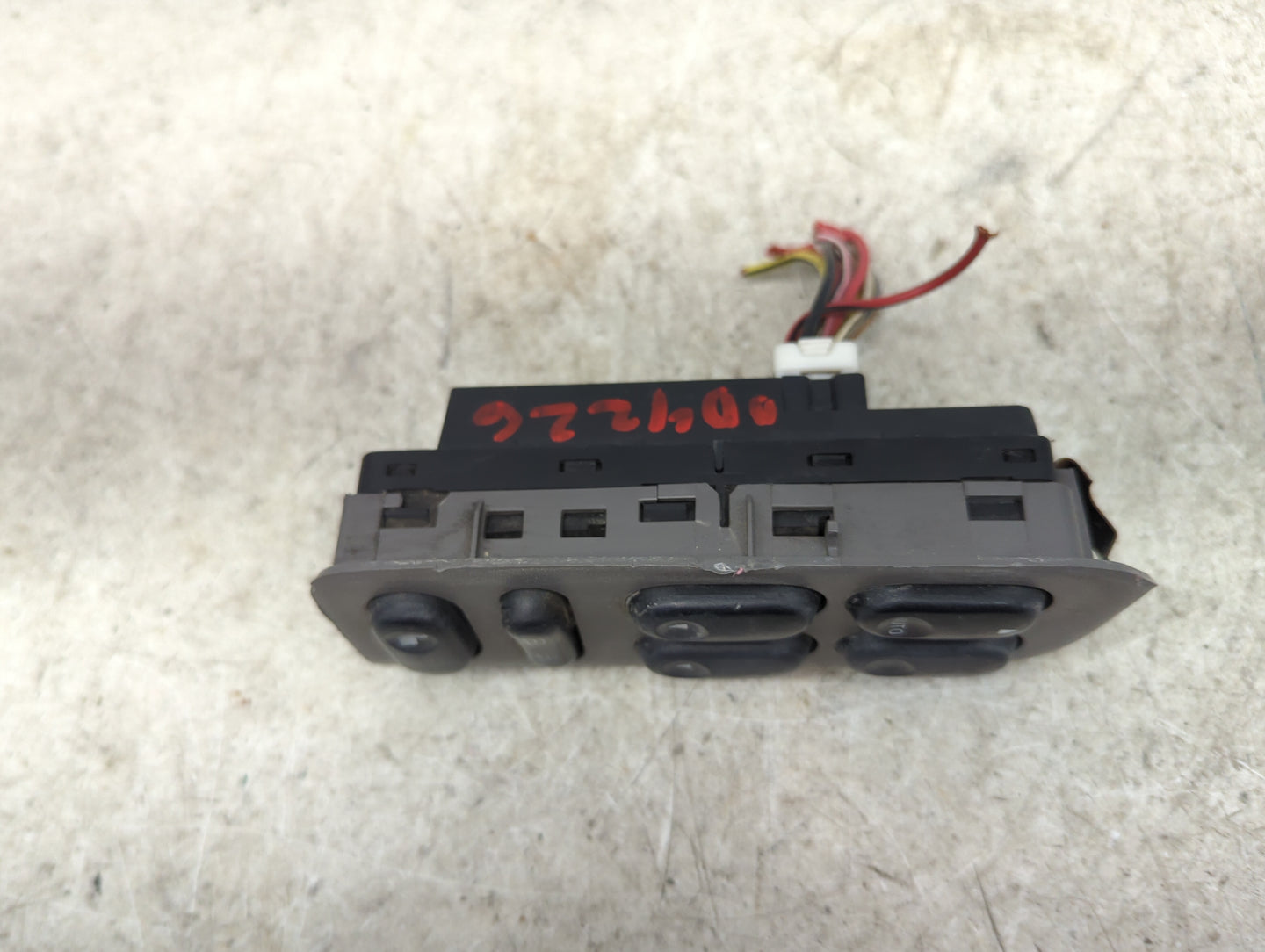 1998 Chevrolet Astro Van Master Power Window Switch Replacement Driver Side Left Fits OEM Used Auto Parts - Oemusedautoparts