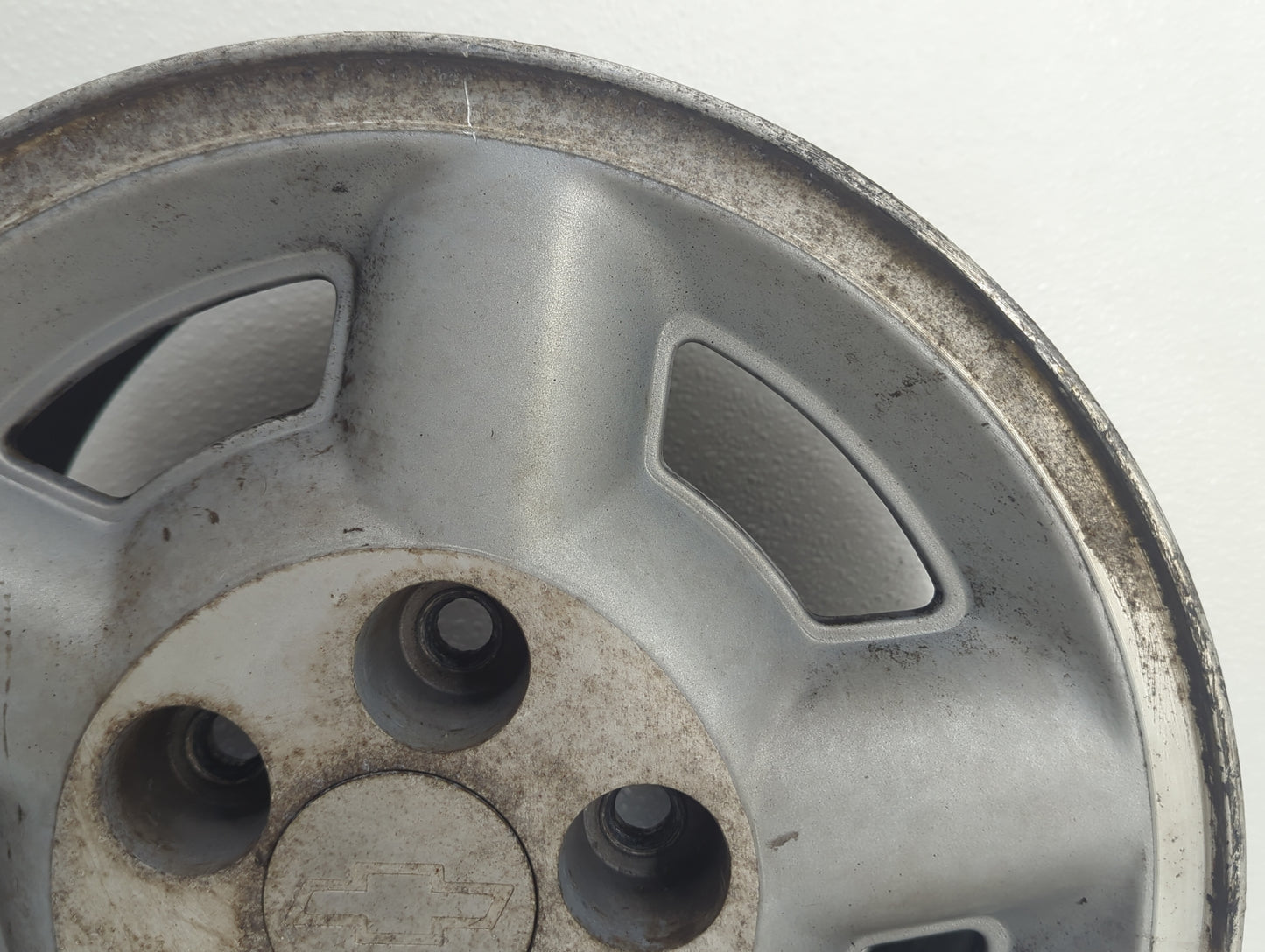 1995-2005 Chevrolet Blazer Oem Wheel Rim 1083338 - Oemusedautoparts1.com