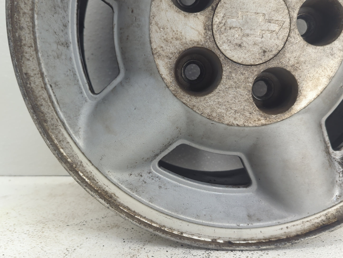 1995-2005 Chevrolet Blazer Oem Wheel Rim 1083338 - Oemusedautoparts1.com