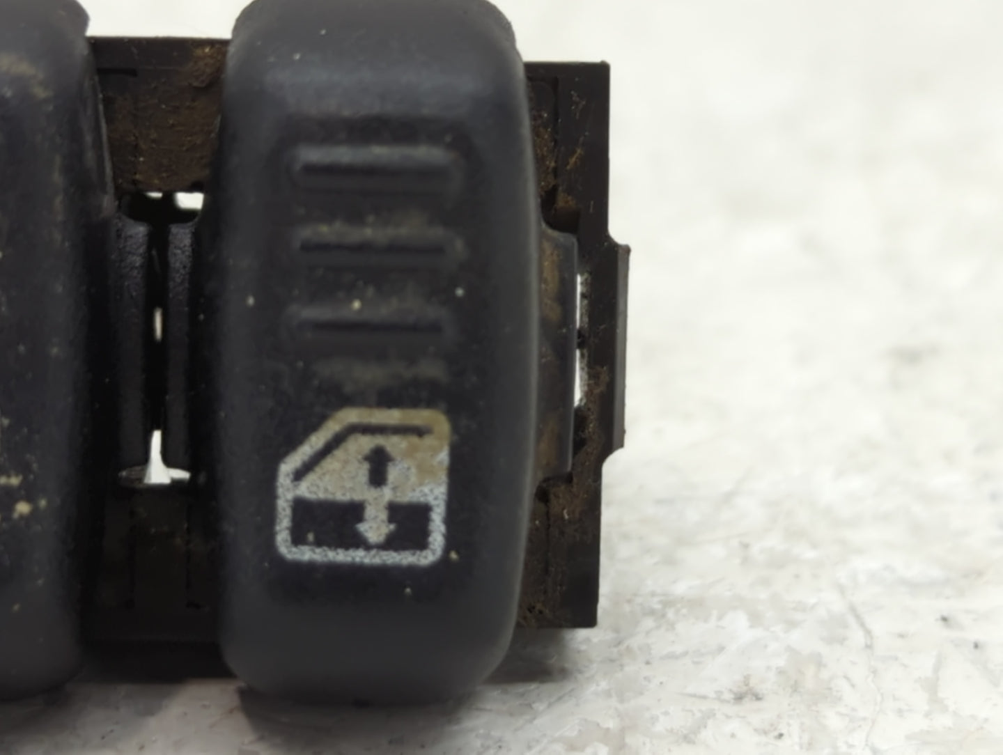 1997-2002 Chevrolet Camaro Master Power Window Switch Replacement Driver Side Left Fits Fits 1997 1998 1999 2000 2001 2002 O