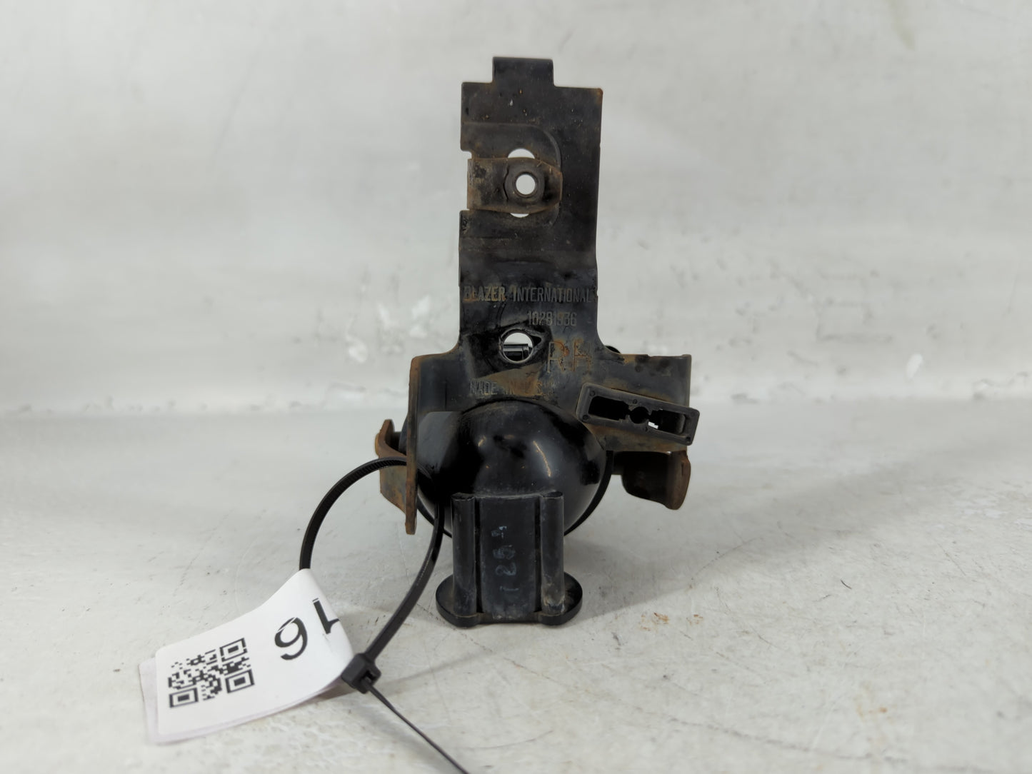 1994-2002 Chevrolet Camaro Passenger Right Oem Front Light Lamp - Oemusedautoparts1.com