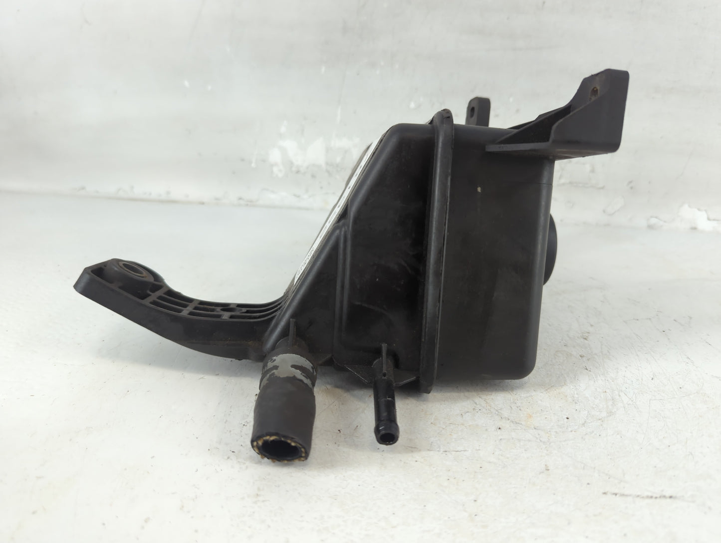 1998-1998 Chevrolet Camaro Power Steering Control Module 2568330d - Oemusedautoparts1.com