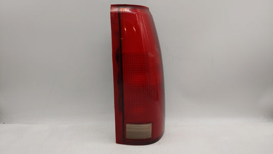 1998 Chevrolet Ck Tail Light Assembly Passenger Right OEM P/N:16508922 16506350 Fits OEM Used Auto Parts - Oemusedautoparts1