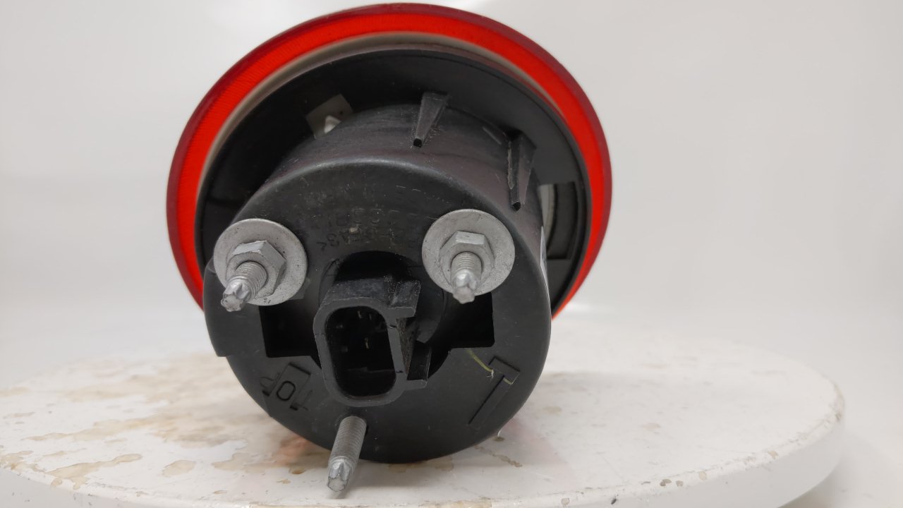 2006-2011 Chevrolet Hhr Tail Light Assembly Driver Left OEM Fits Fits 2006 2007 2008 2009 2010 2011 OEM Used Auto Parts - Oe