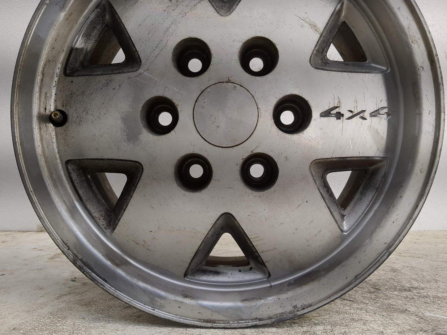 Chevrolet K1500 Oem Wheel Rim - Oemusedautoparts1.com