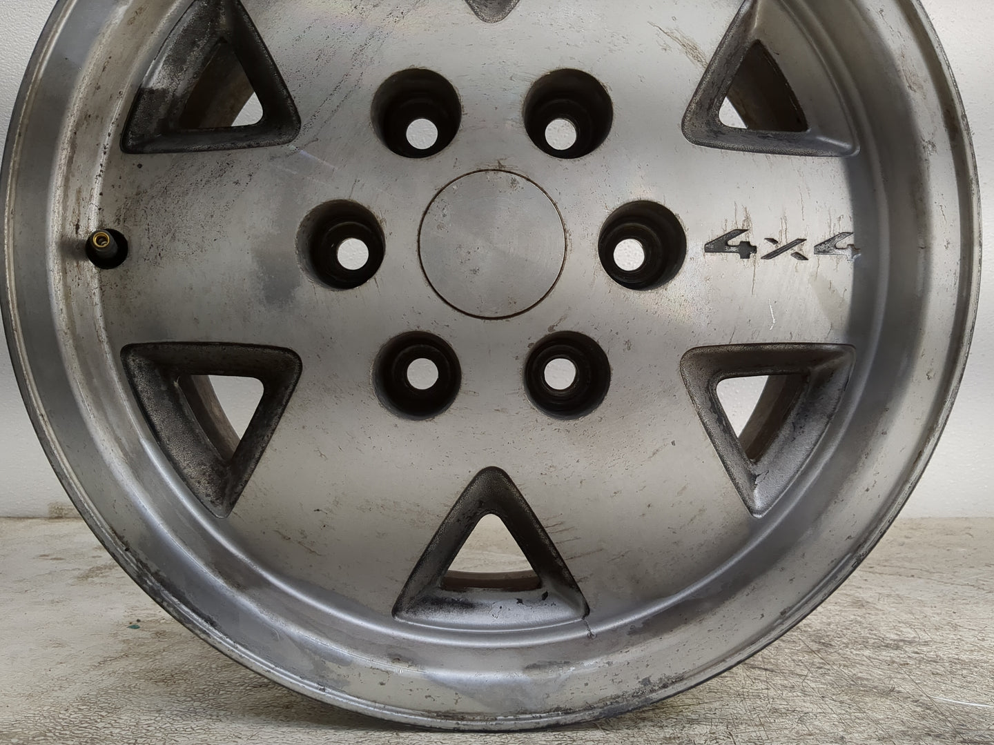 Chevrolet K1500 Oem Wheel Rim - Oemusedautoparts1.com