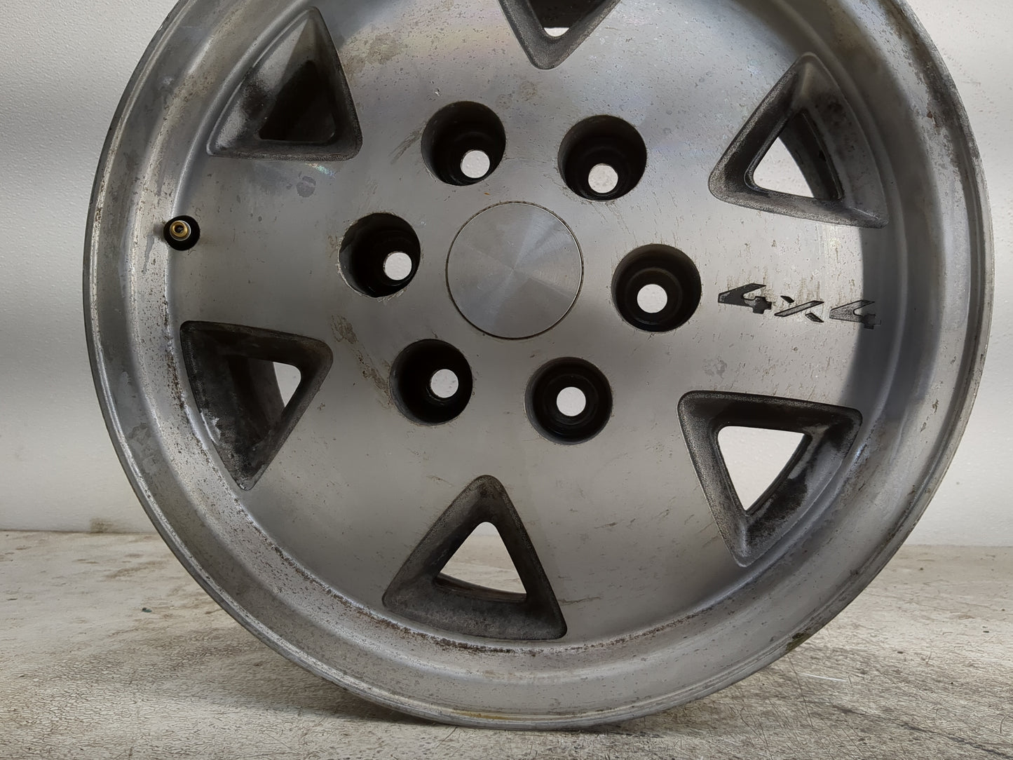 Chevrolet K1500 Oem Wheel Rim - Oemusedautoparts1.com