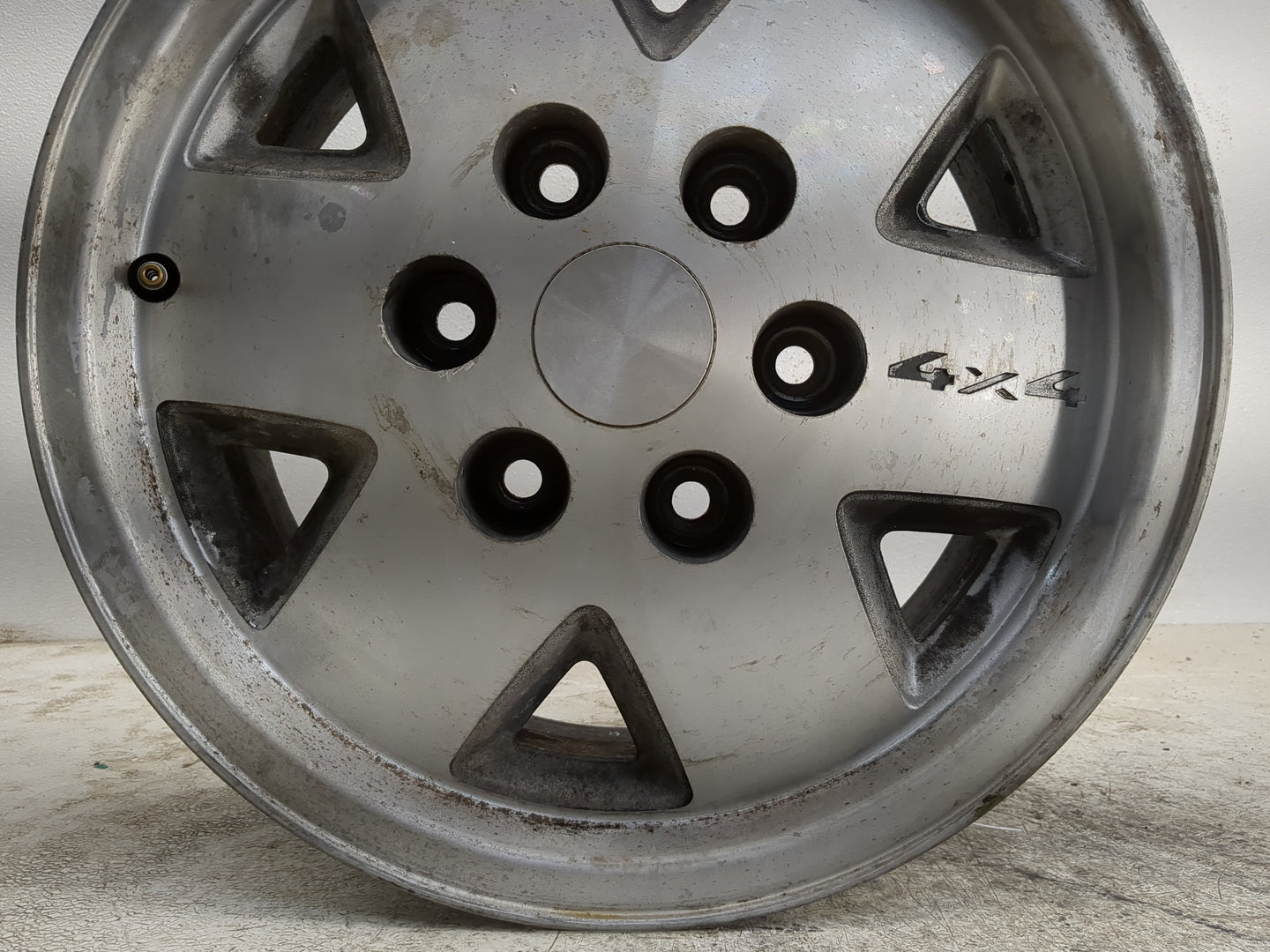 Chevrolet K1500 Oem Wheel Rim - Oemusedautoparts1.com