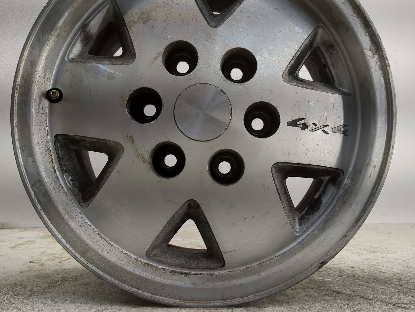 Chevrolet K1500 Oem Wheel Rim - Oemusedautoparts1.com