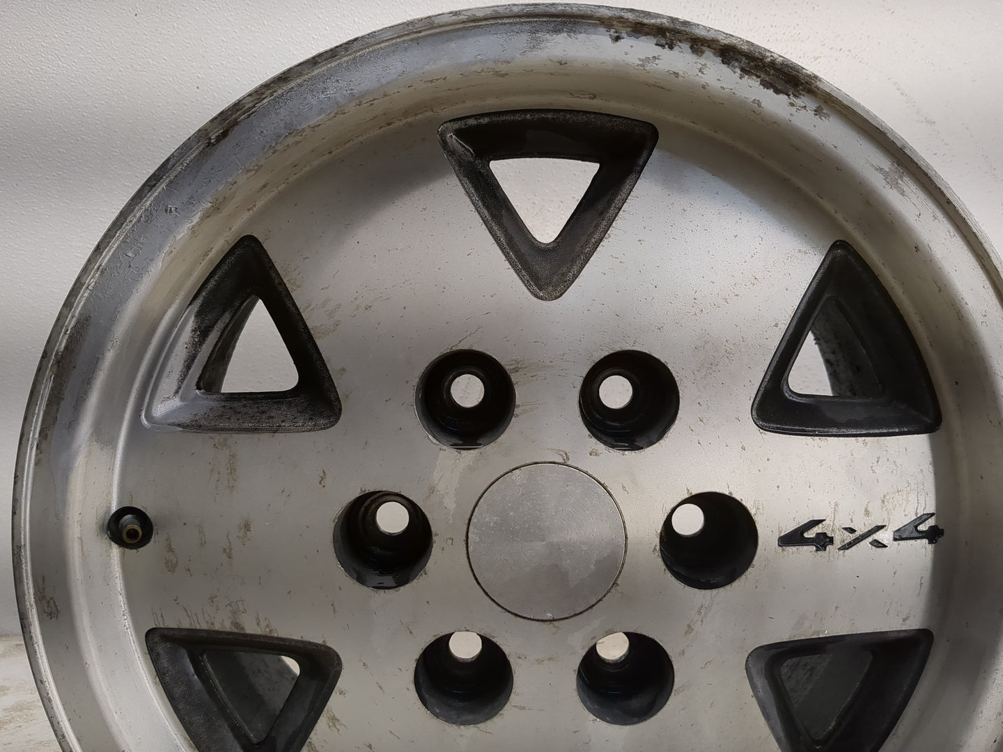 Chevrolet K1500 Oem Wheel Rim - Oemusedautoparts1.com