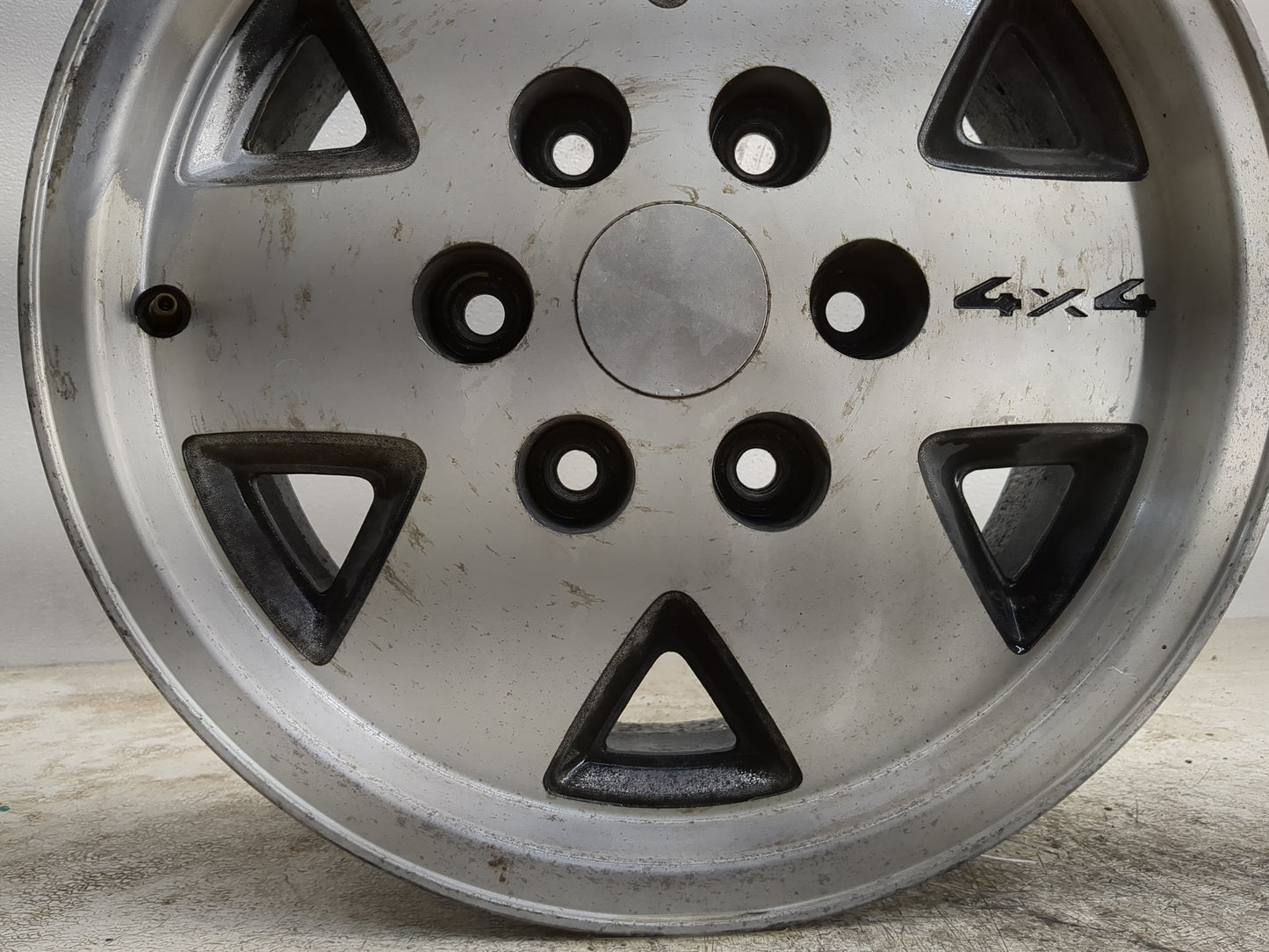 Chevrolet K1500 Oem Wheel Rim - Oemusedautoparts1.com