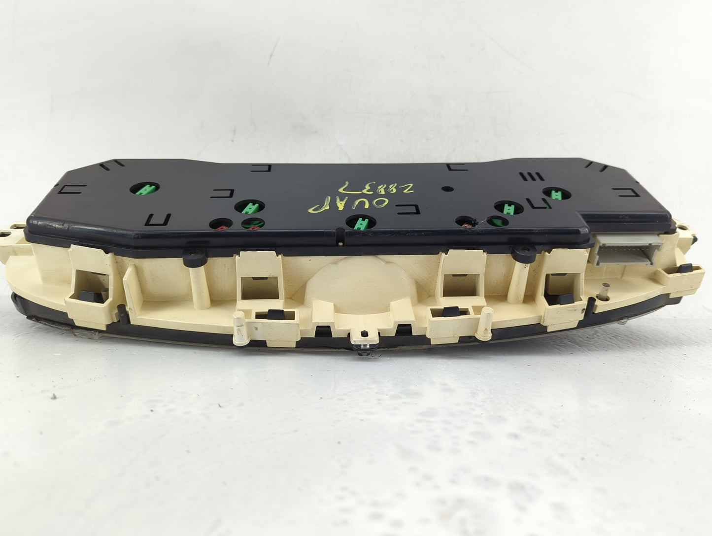 1997-1999 Chevrolet Malibu Instrument Cluster Speedometer Gauges Fits Fits 1997 1998 1999 OEM Used Auto Parts - Oemusedautop