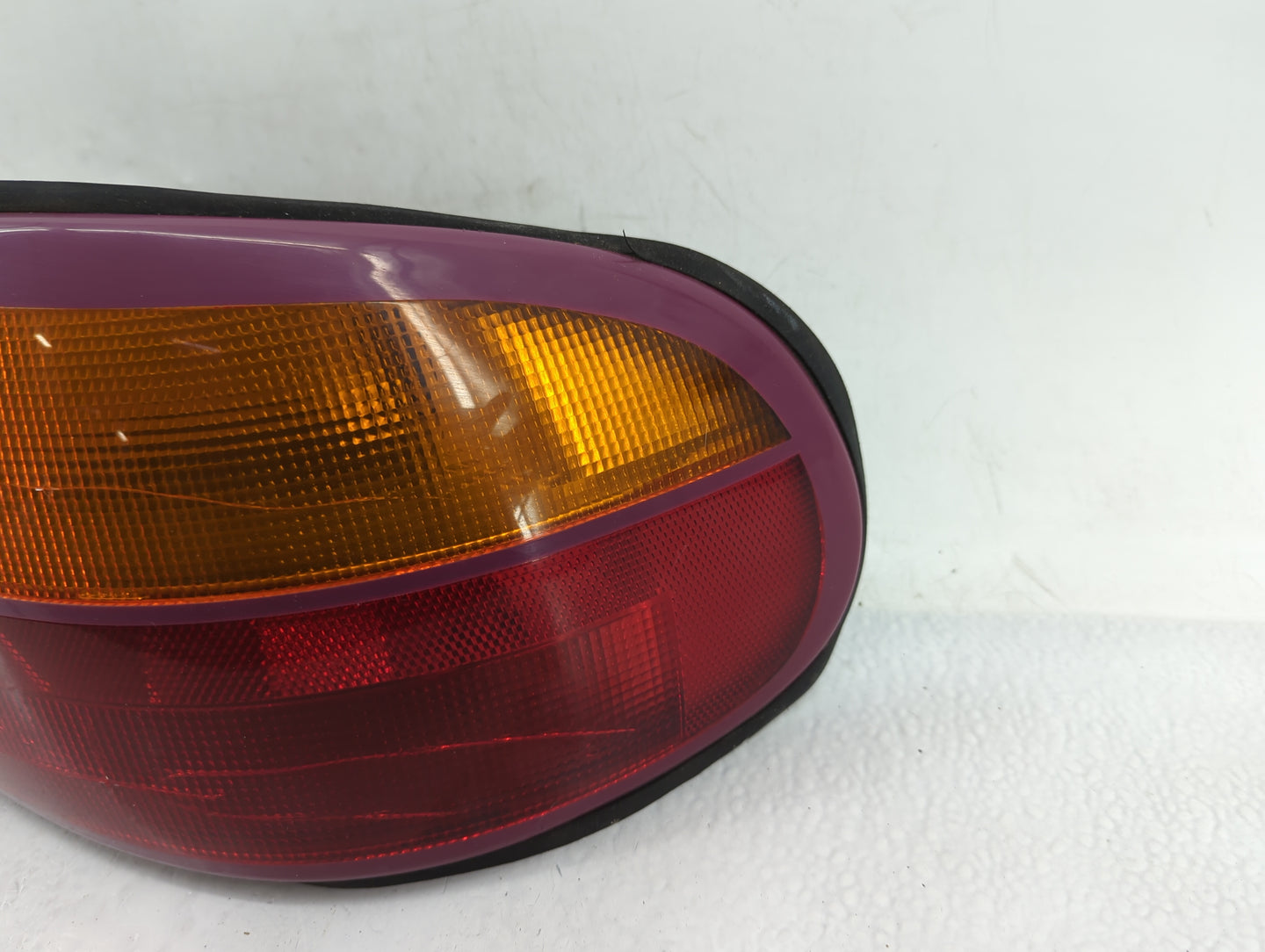 1997-2005 Chevrolet Malibu Tail Light Assembly Passenger Right OEM Fits Fits 1997 1998 1999 2000 2001 2002 2003 2004 2005 OE